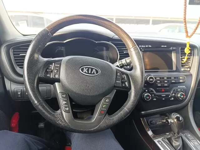 Kia K5, 2011 1, avtobaza.tj