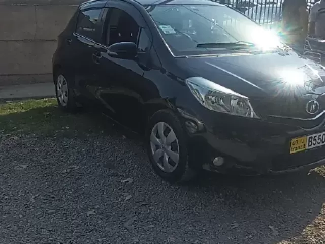 Toyota Vitz 1, avtobaza.tj