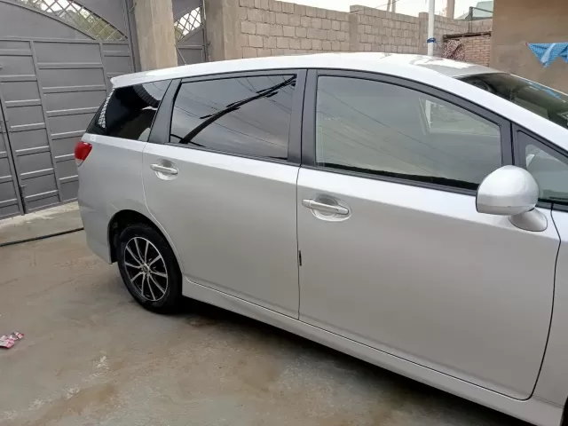 Toyota Wish, 2010 1, avtobaza.tj