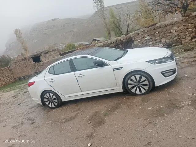 Kia K5, 2010 1, avtobaza.tj