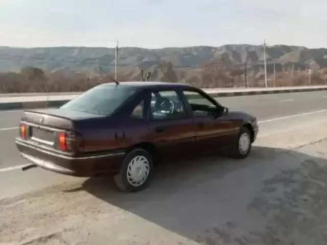 Opel Vectra A, 1993 1, avtobaza.tj