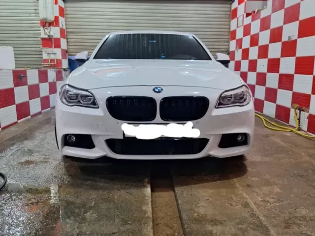 BMW 5 Series 520 1, avtobaza.tj