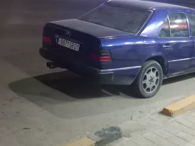 Mercedes-Benz W124, 1993 1, avtobaza.tj