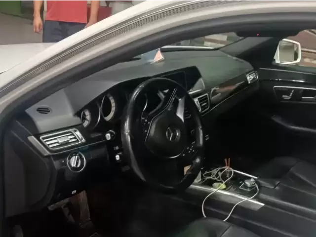 Mercedes-Benz E class, 2014 1, avtobaza.tj