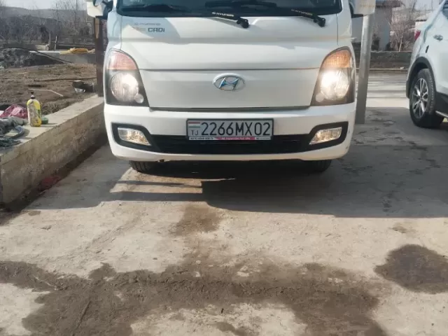 Hyundai Porter 2 133 1, avtobaza.tj