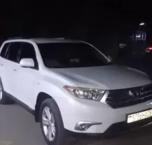 Toyota Highlander, 2013 в Душанбе 