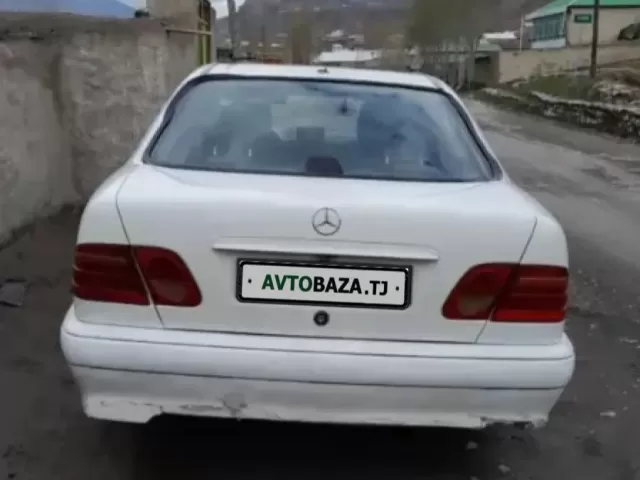 Mercedes-Benz E class 1, avtobaza.tj