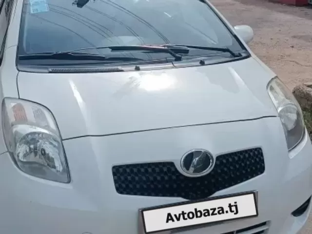 Toyota Vitz 1, avtobaza.tj