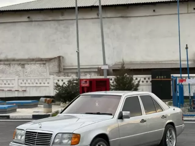 Mercedes-Benz W124, 1994 1, avtobaza.tj