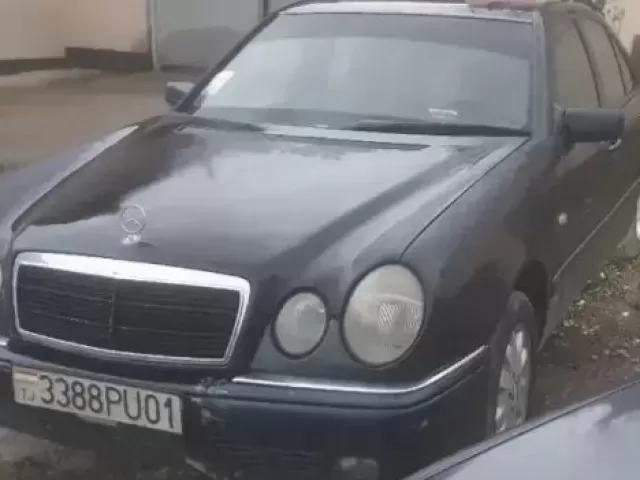 Mercedes-Benz E class, 1995 1, avtobaza.tj