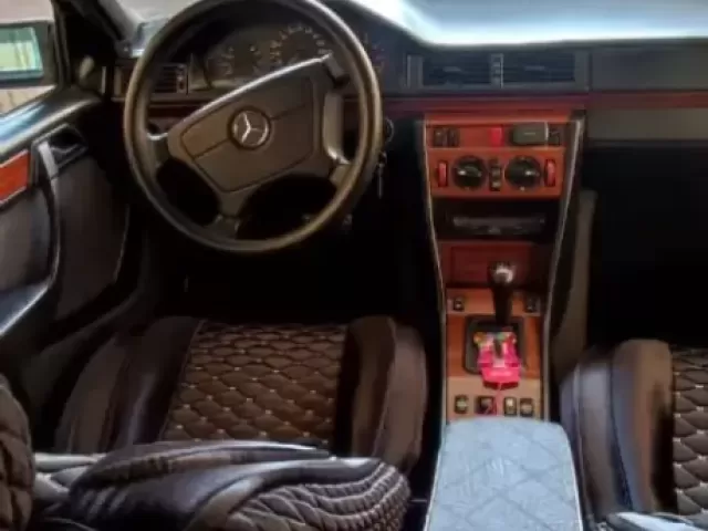 Mercedes-Benz W124, 1995 1, avtobaza.tj