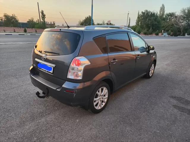 Toyota Verso 1, avtobaza.tj