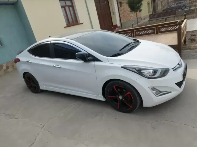 Hyundai Avante, 2015 1, avtobaza.tj