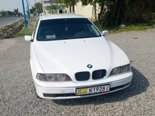 BMW M5 1, avtobaza.tj