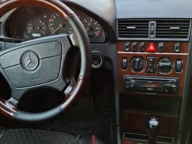 Mercedes-Benz C class, 2000 1, avtobaza.tj