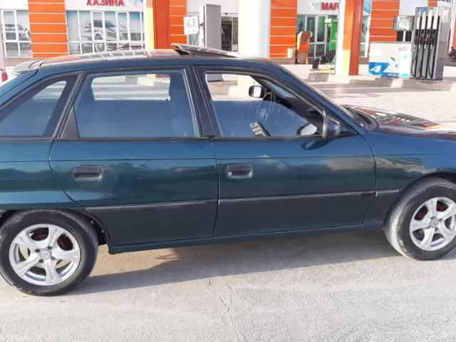 Opel Astra F 1, avtobaza.tj