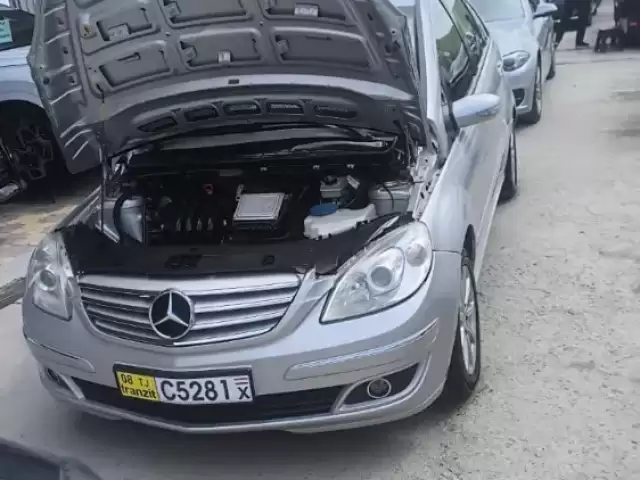 Mercedes-Benz B class, 2008 1, avtobaza.tj