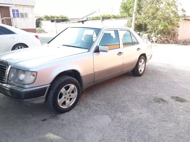 Mercedes-Benz E class 1, avtobaza.tj