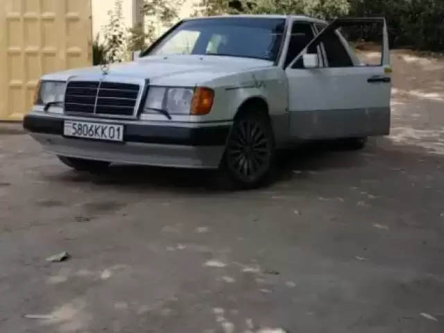 Mercedes-Benz W124, 1990 1, avtobaza.tj