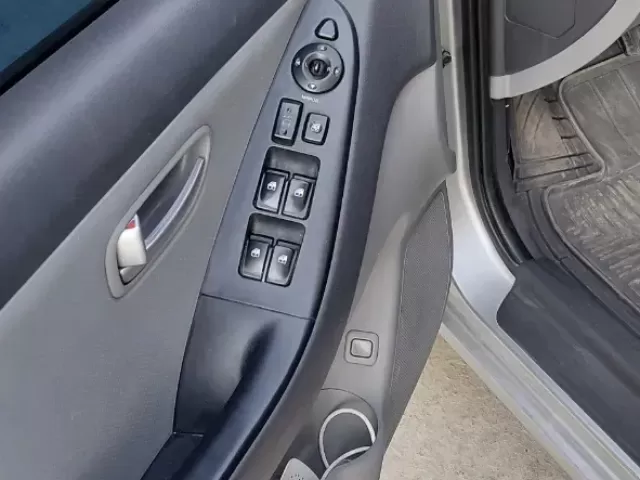 Hyundai Avante, 2010 1, avtobaza.tj