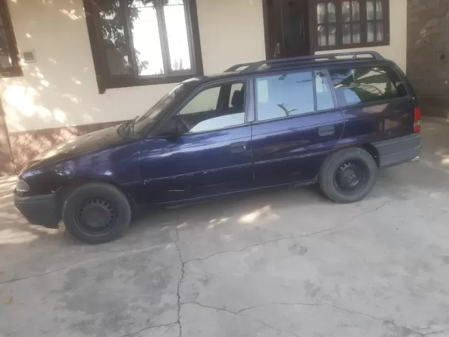 Opel Astra F 1, avtobaza.tj