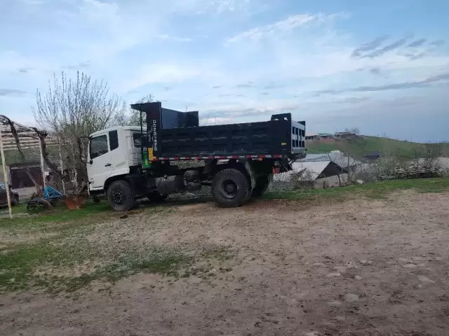 Грузовики Dong Feng, 2025 1, avtobaza.tj