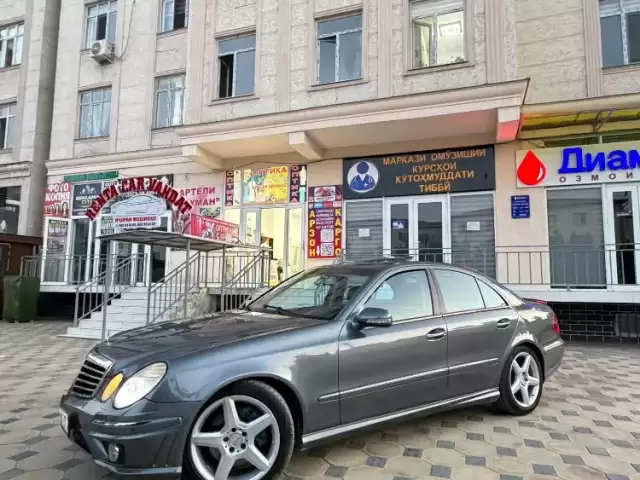 Mercedes-Benz E class, 2009 1, avtobaza.tj