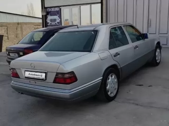 Mercedes-Benz W124 1, avtobaza.tj