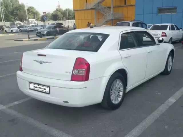 Chrysler 300C 1, avtobaza.tj