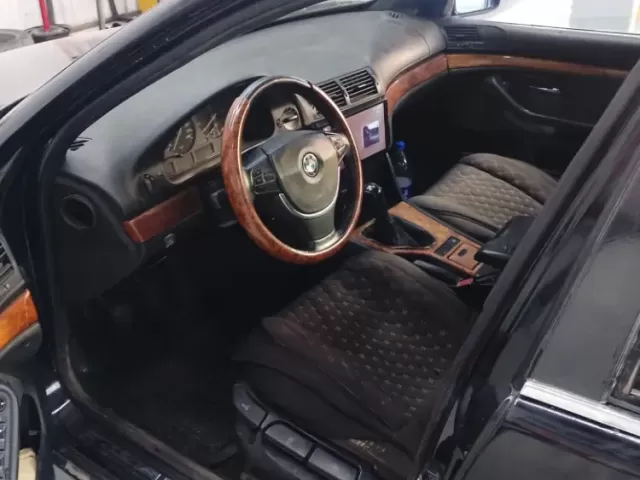 BMW 5 Series 518, 2000 1, avtobaza.tj