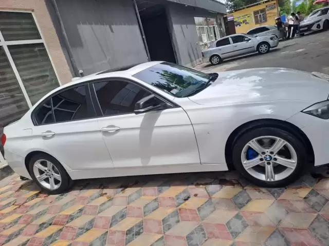 BMW 3 Series 320i, 2015 1, avtobaza.tj