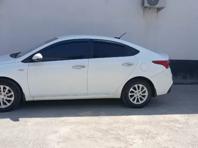Hyundai Solaris, 2019 1, avtobaza.tj