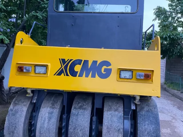 Каток Xcmg, 2004 1, avtobaza.tj