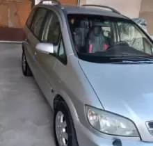 Opel Zafira, 2005 в Худжанд