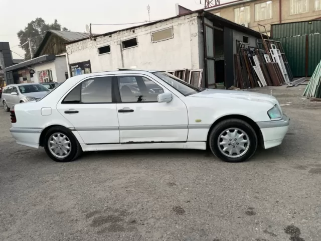 Mercedes-Benz C class 1, avtobaza.tj