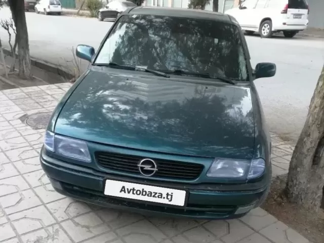 Opel Astra F 1, avtobaza.tj