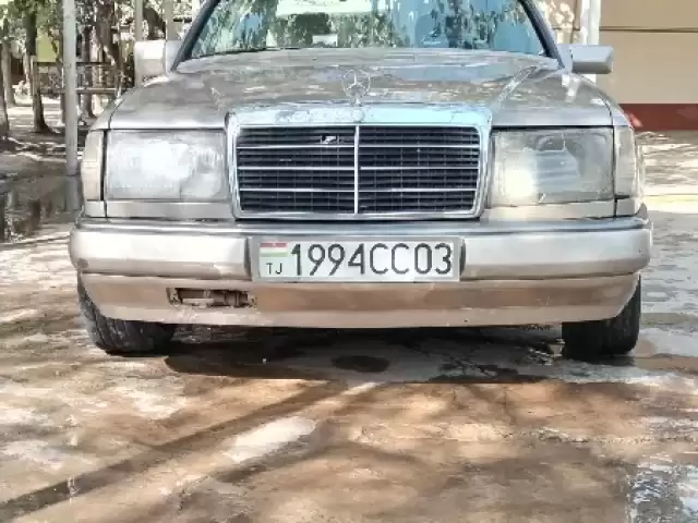 Mercedes-Benz W124, 1989 1, avtobaza.tj