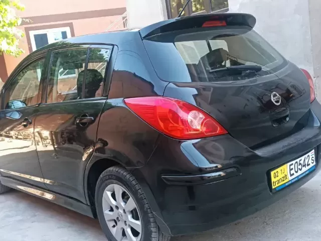 Nissan Tiida 1, avtobaza.tj