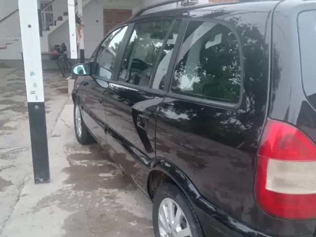 Opel Zafira 1, avtobaza.tj