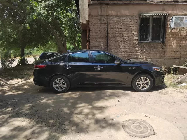 Kia Optima 1, avtobaza.tj