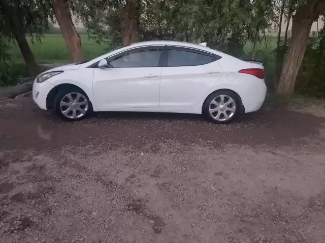 Hyundai Elantra, 2013 1, avtobaza.tj