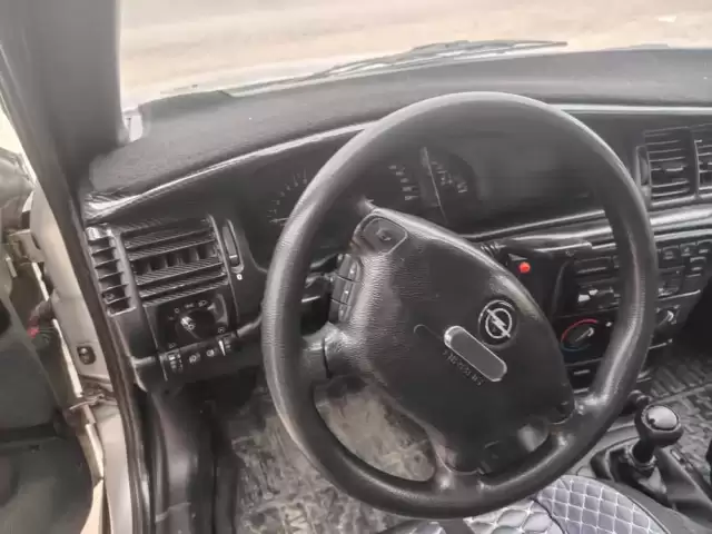 Opel Vectra B, 1998 1, avtobaza.tj Opel Vectra B, 1998 1, avtobaza.tj