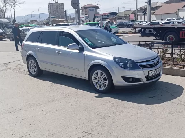 Opel Astra H, 2010 1, avtobaza.tj