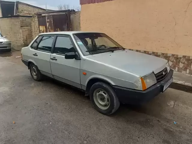ВАЗ(Lada) 2103, 2003 1, avtobaza.tj