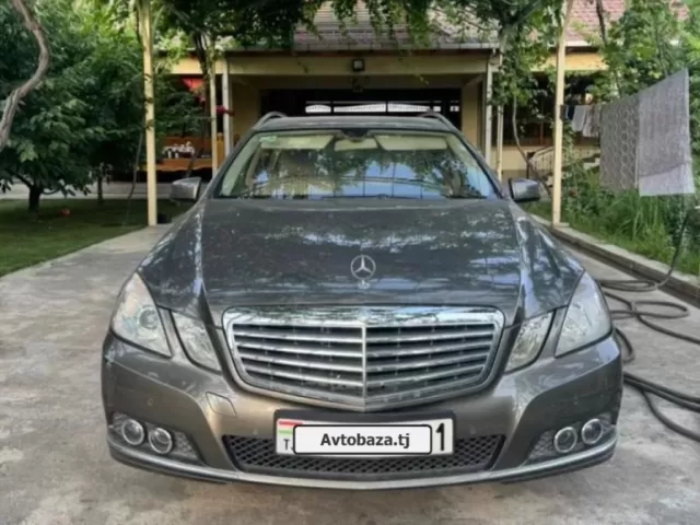 Mercedes-Benz E class, 2010 1, avtobaza.tj