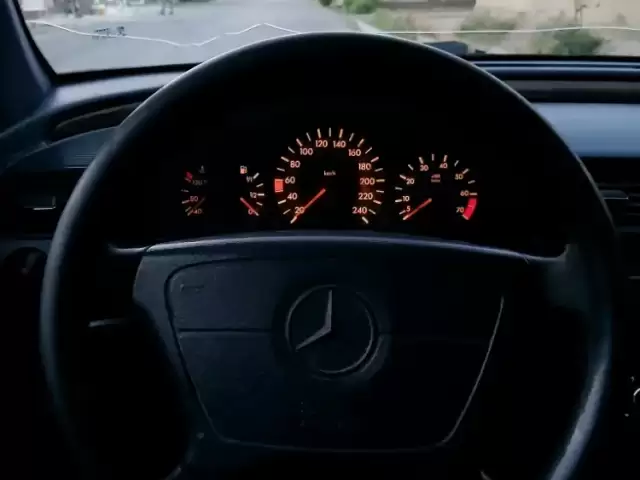 Mercedes-Benz C class, 1995 1, avtobaza.tj