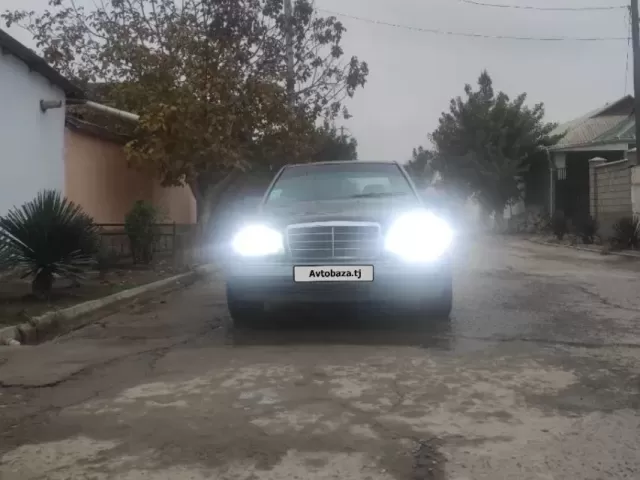 Mercedes-Benz W124 1, avtobaza.tj