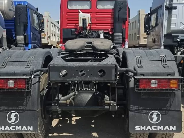 Седельный тягач Shacman SX42586V385 6×6, 420 л.с., 2025 1, avtobaza.tj