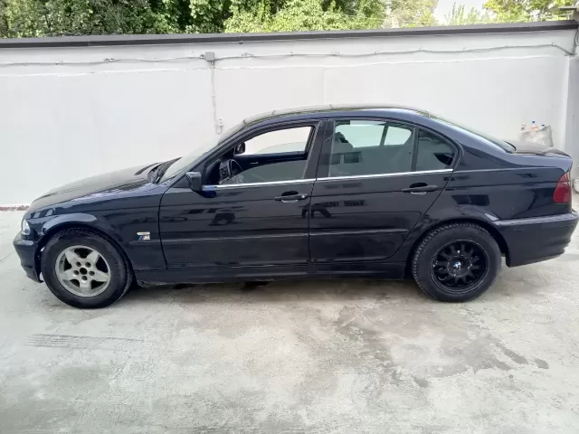 BMW 3 Series 318i 1, avtobaza.tj