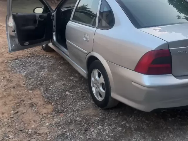 Opel Vectra B 1, avtobaza.tj